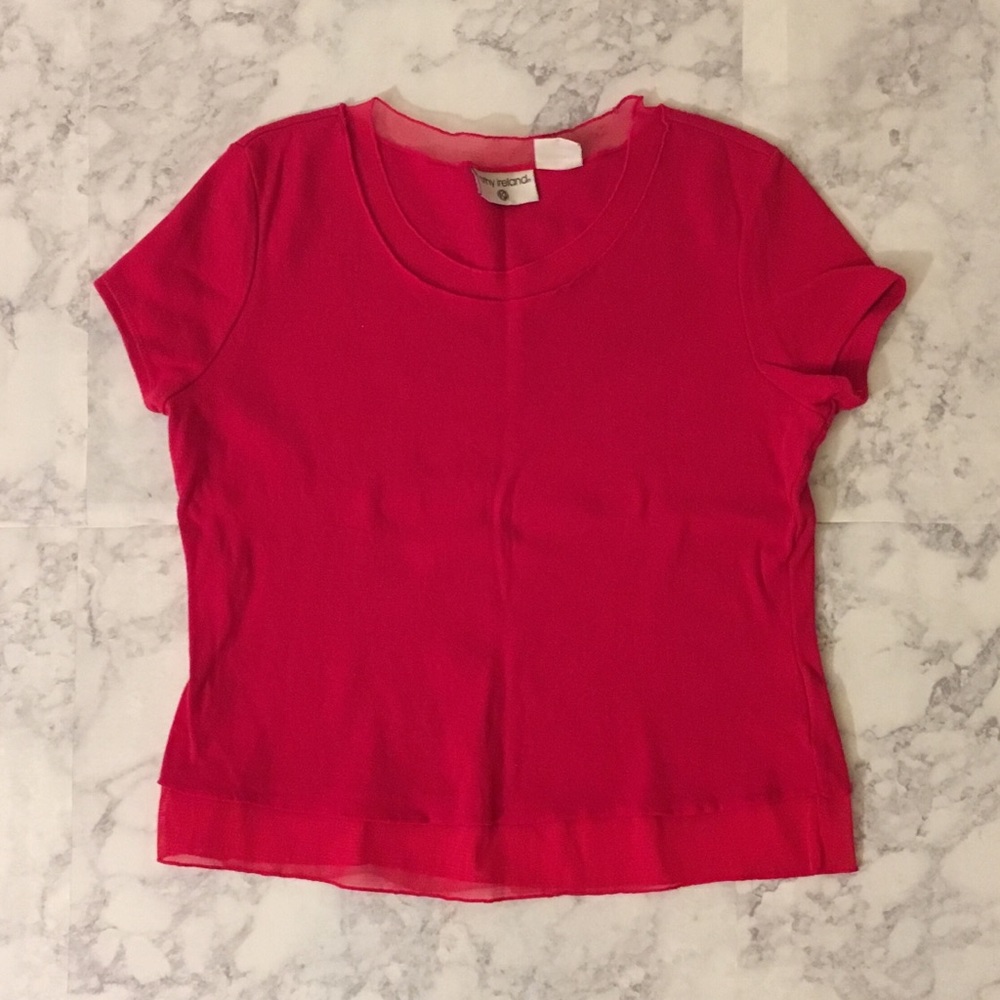 Red top with sheet trim